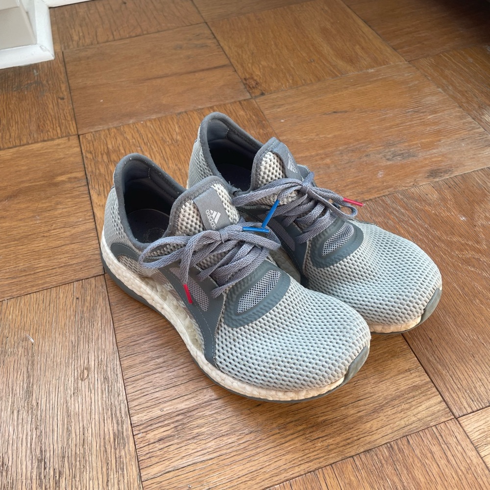 Adidas Pure Boost running shoes🤍